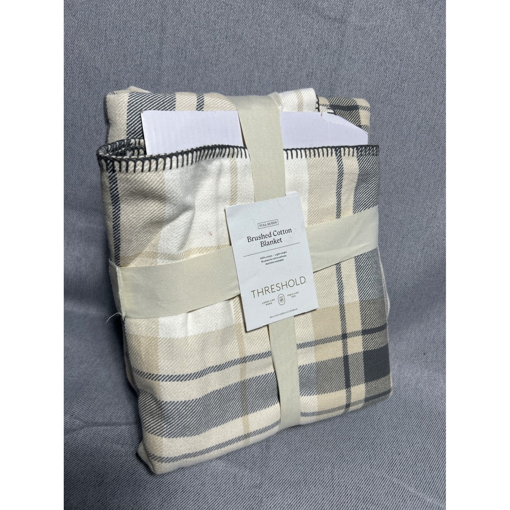 Threshold Full Queen Brushed Cotton Blanket Plaid Cream Tan Grey 90x90